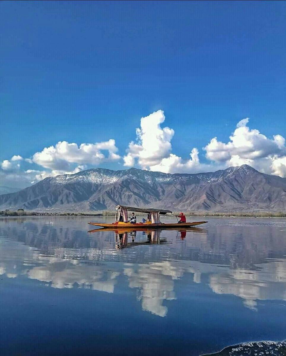 Dal Lake